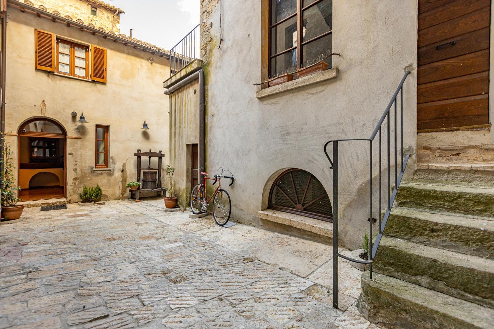 La Corte Del Podesta Sarteano Buitenkant foto