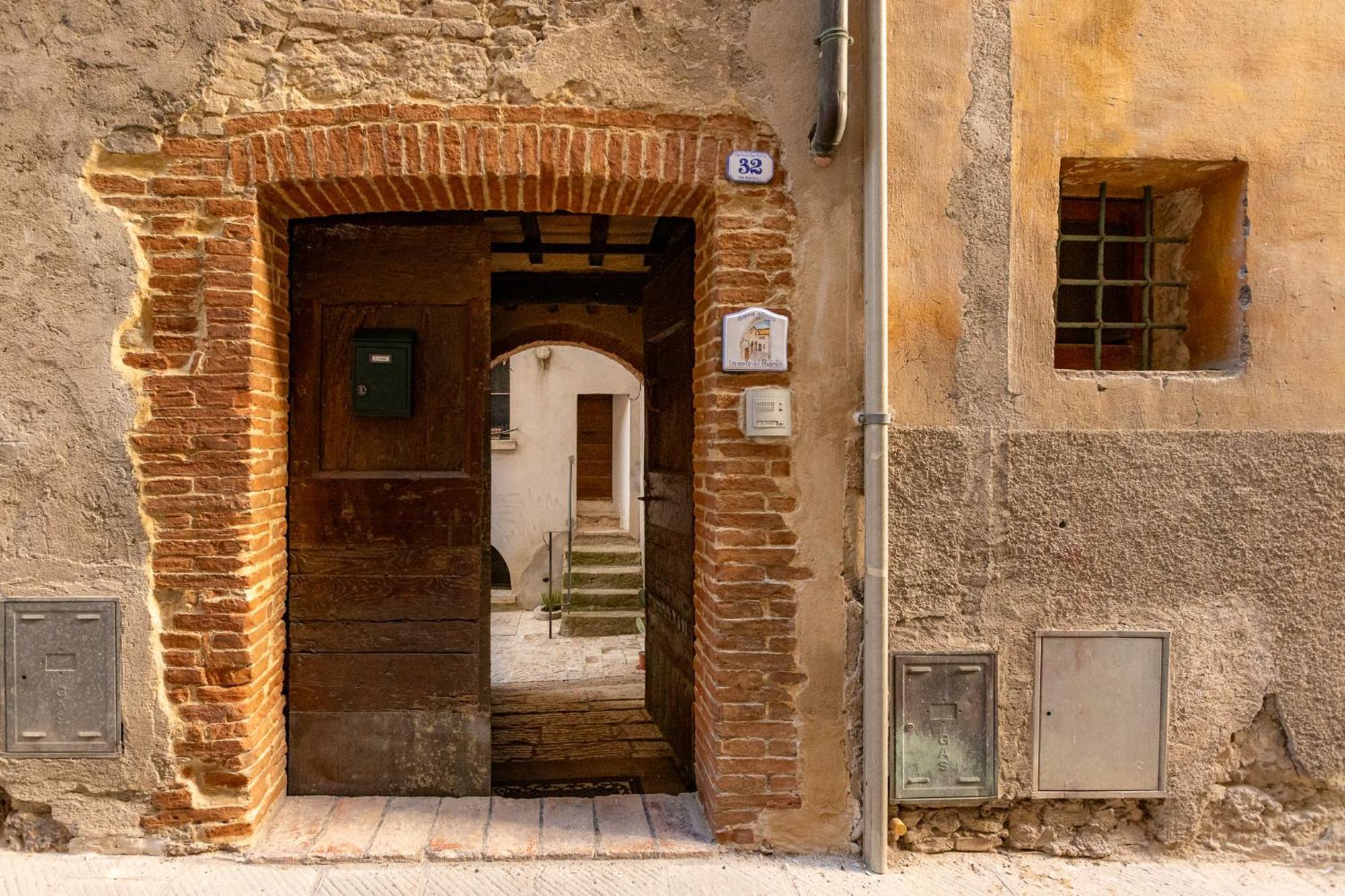 La Corte Del Podesta Sarteano Buitenkant foto