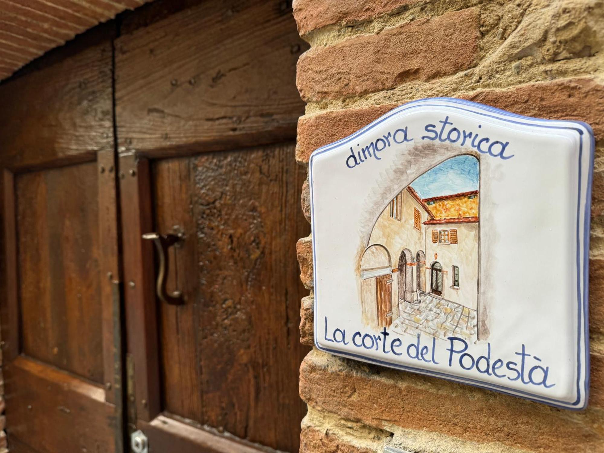La Corte Del Podesta Sarteano Buitenkant foto